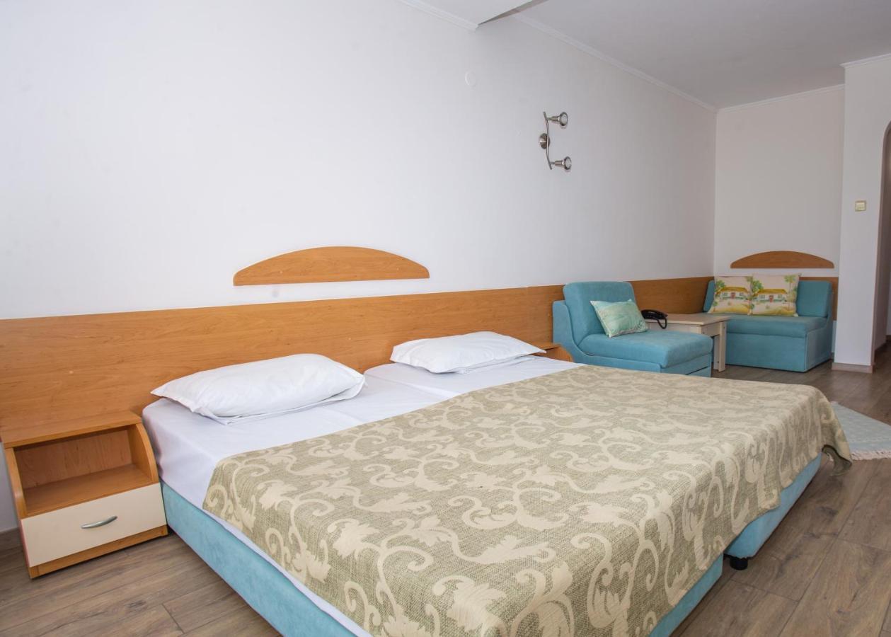 Amfibia Beach Complex Сонячний Берег Екстер'єр фото